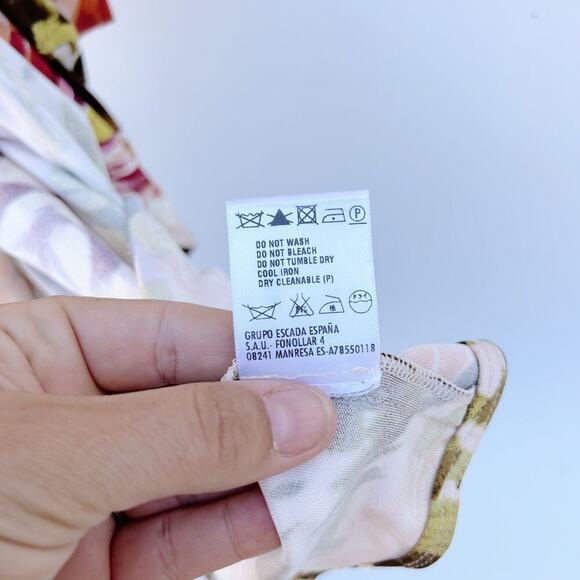 Escada Designer Floral Wrap Mid-Length Curvy Silk Dress Pink Red Belt 36 Small - Picture 12 of 12